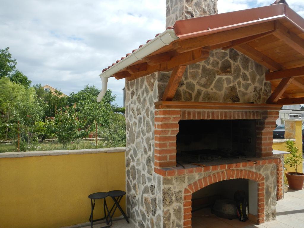 Apartments Ankica Sibenik Bagian luar foto