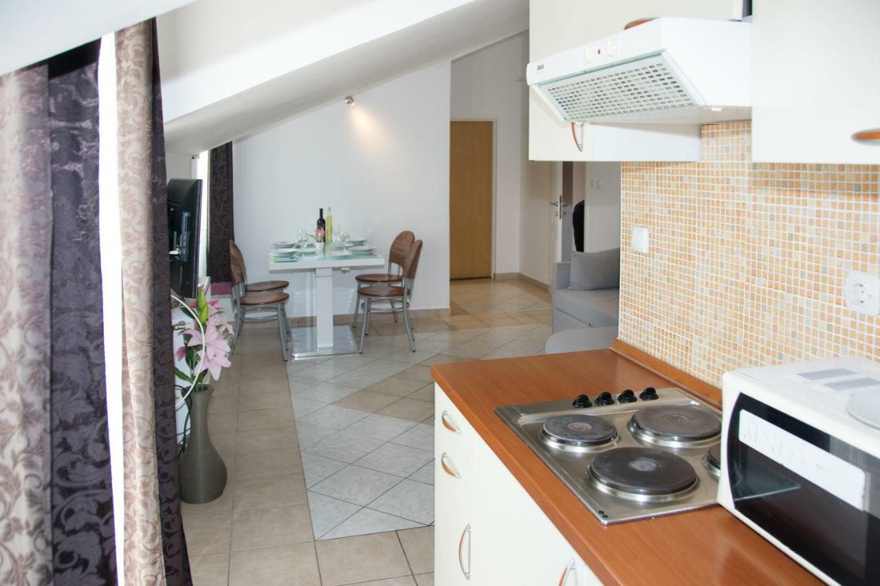 Apartments Ankica Sibenik Bagian luar foto