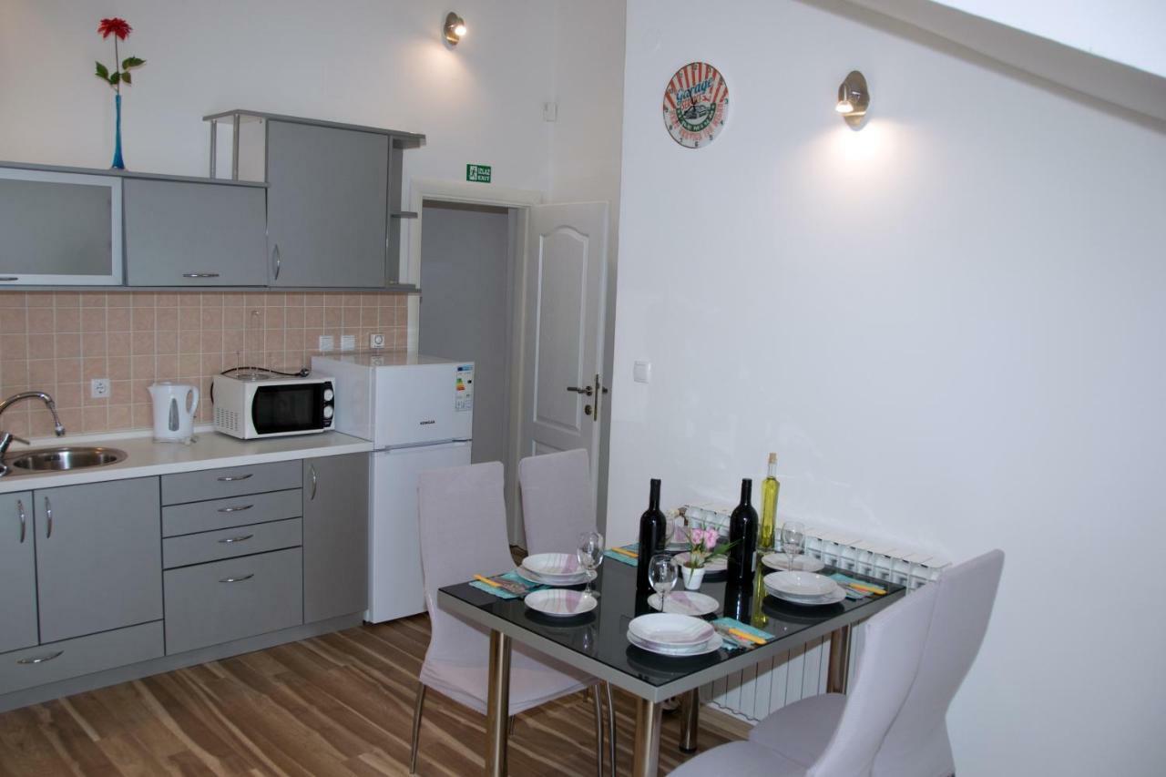 Apartments Ankica Sibenik Bagian luar foto