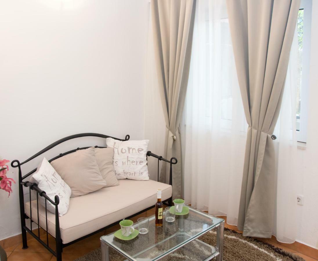Apartments Ankica Sibenik Bagian luar foto